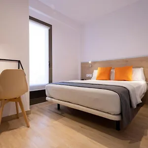 https://hostal-sans.topbarcelonahotels.com